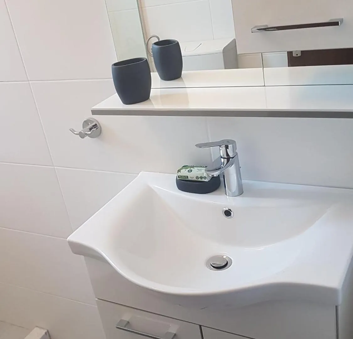 Apartments Ivanica Palit 0*,  Horvátország